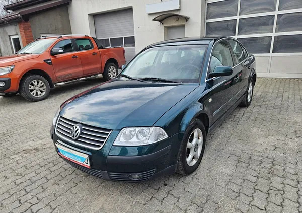 volkswagen Volkswagen Passat cena 7800 przebieg: 295000, rok produkcji 2001 z Lipsko